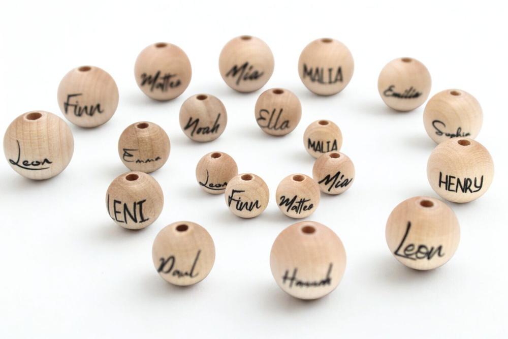 Holzperle mit Namen