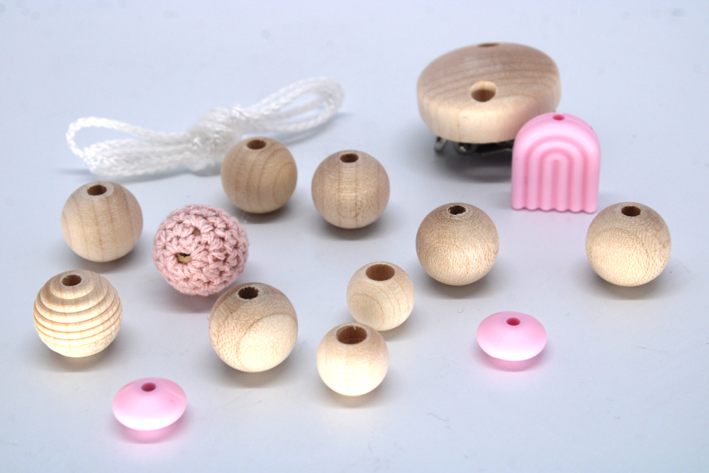 Preview: Schnullerketten-Bastelset Kleiner Regenbogen | Pastell Rosa